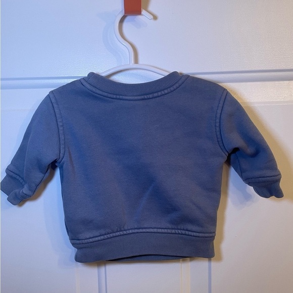 Baby GAP - Blue Crewneck - Size 0-3 Months - Picture 4 of 4